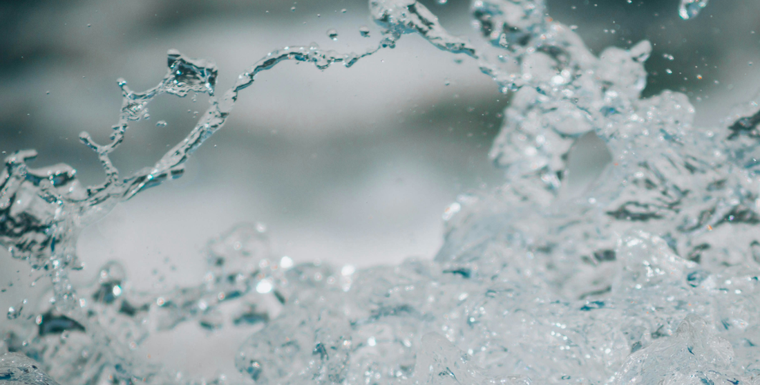 Curiosidades del agua que no sabías (y que te harán valorarla más)